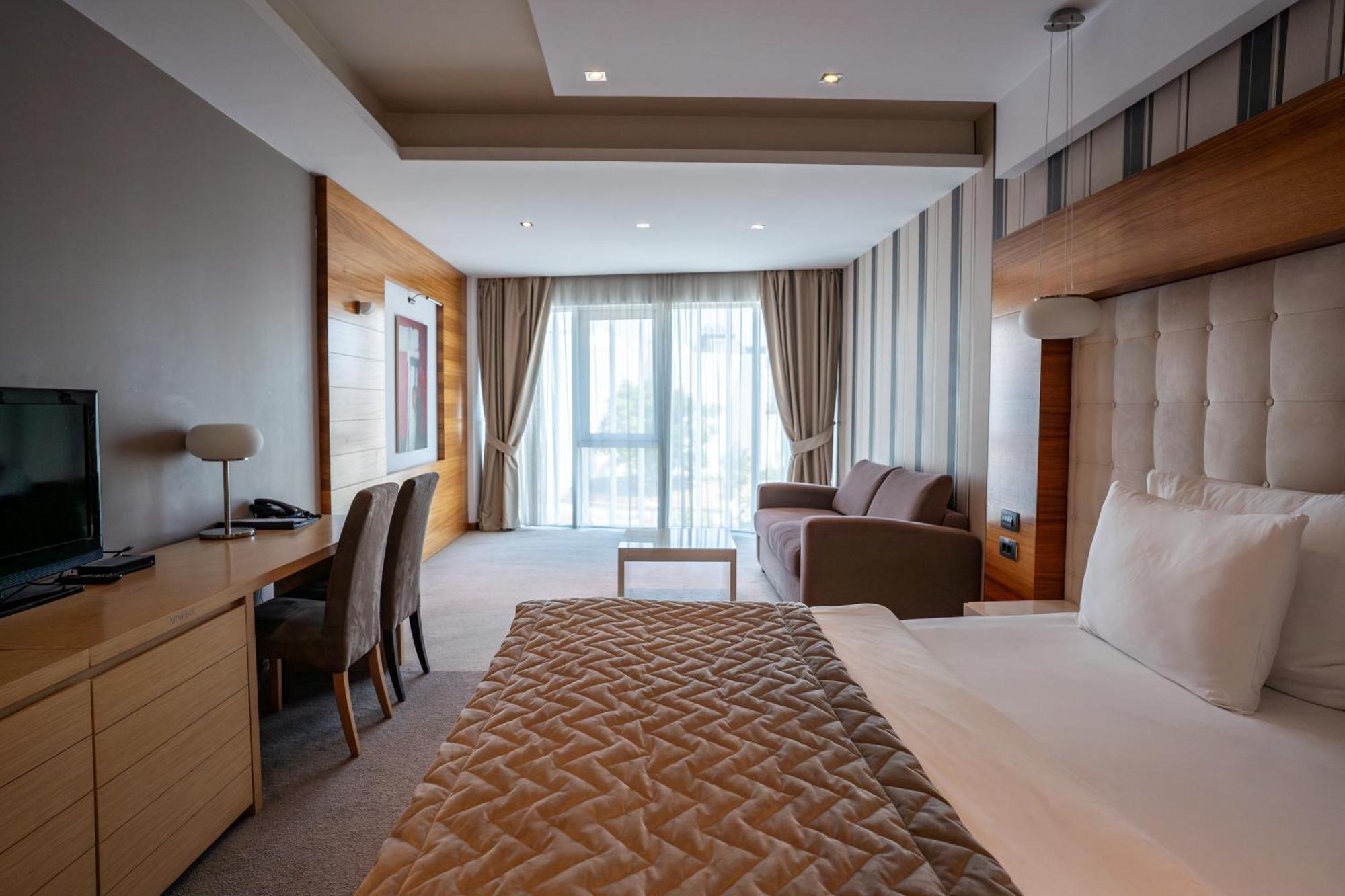 Garni Hotel Centar Novi Sad Eksteriør billede